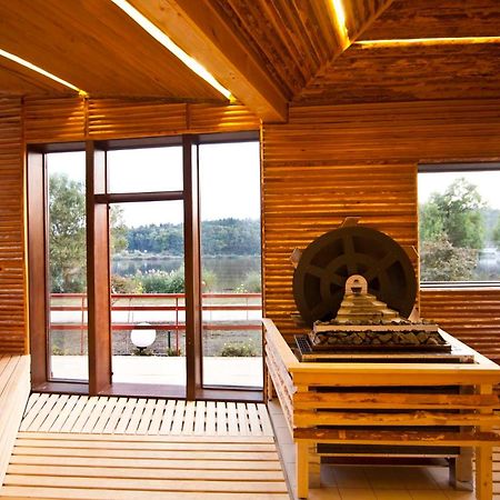 To Wellness Hotel Bank  Bagian luar foto