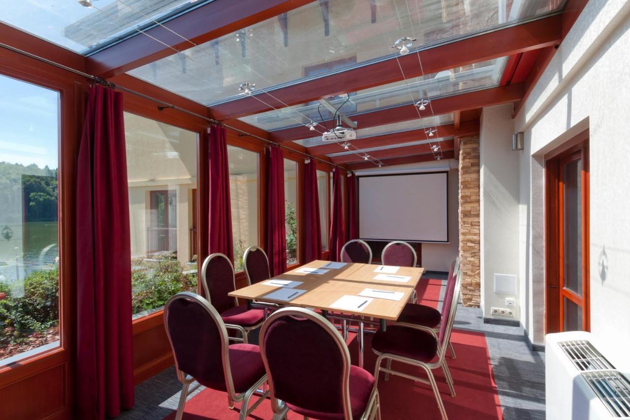To Wellness Hotel Bank  Bagian luar foto