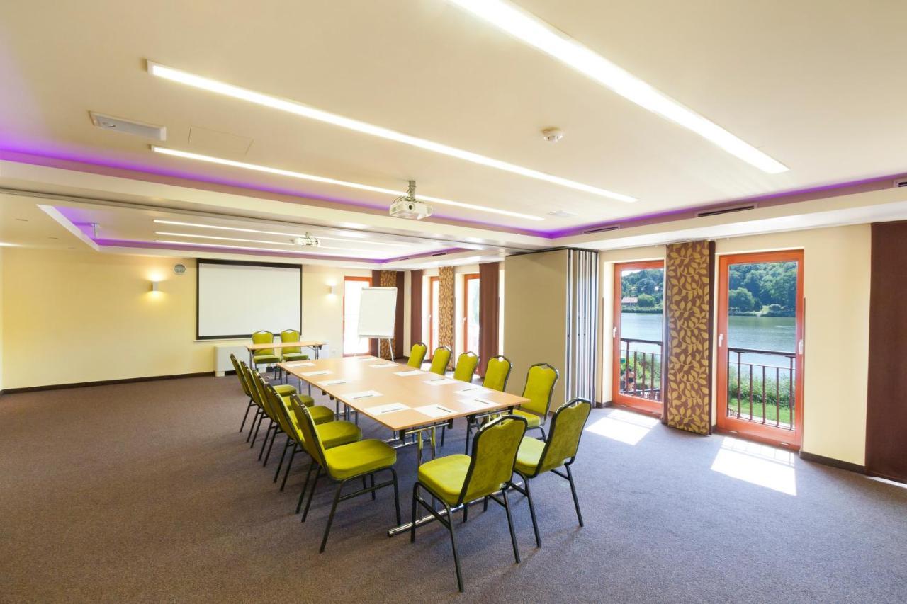 To Wellness Hotel Bank  Bagian luar foto